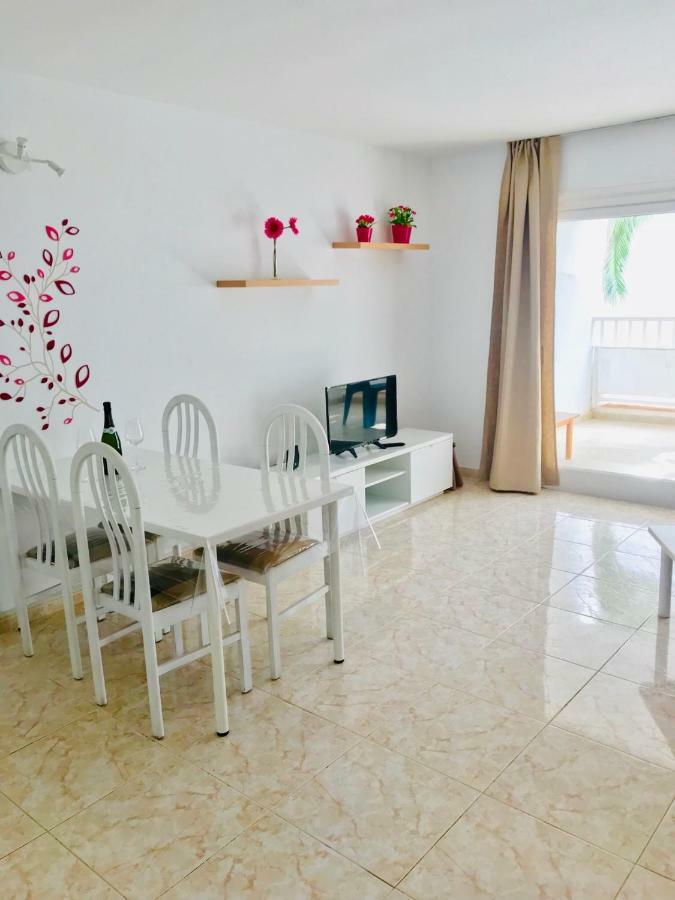 Canela Apartment 405 - Lanzarote Apartment Коста-Тегисе Экстерьер фото