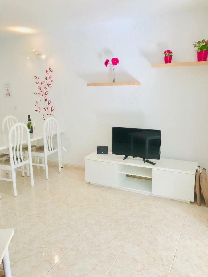 Canela Apartment 405 - Lanzarote Apartment Коста-Тегисе Экстерьер фото
